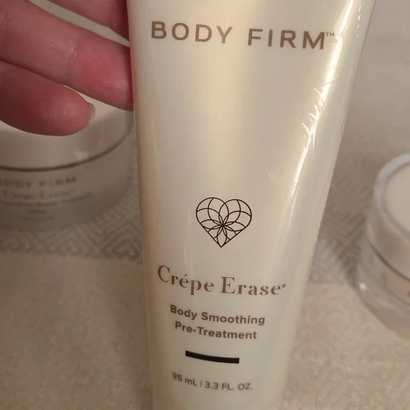Body Firm Crepe Erase Skincare Set - Picture 5 of 8